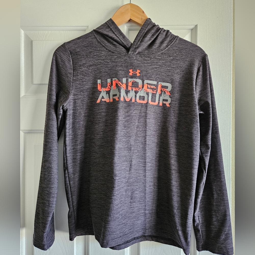 Under Armour Youth Light Weight Hoodie NWOT Kids XL